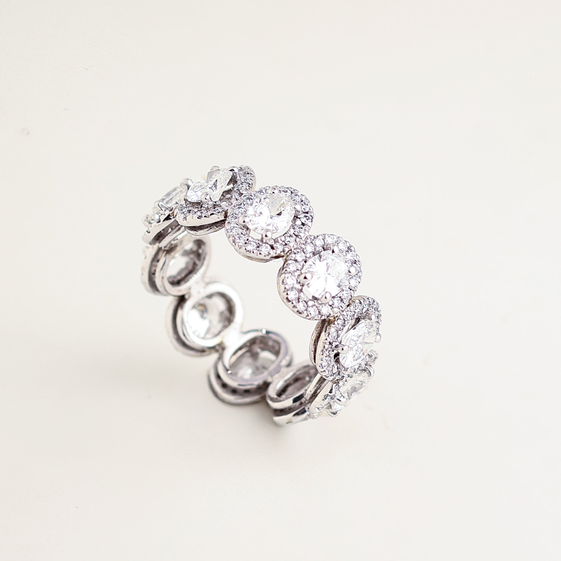 Octavia Ring