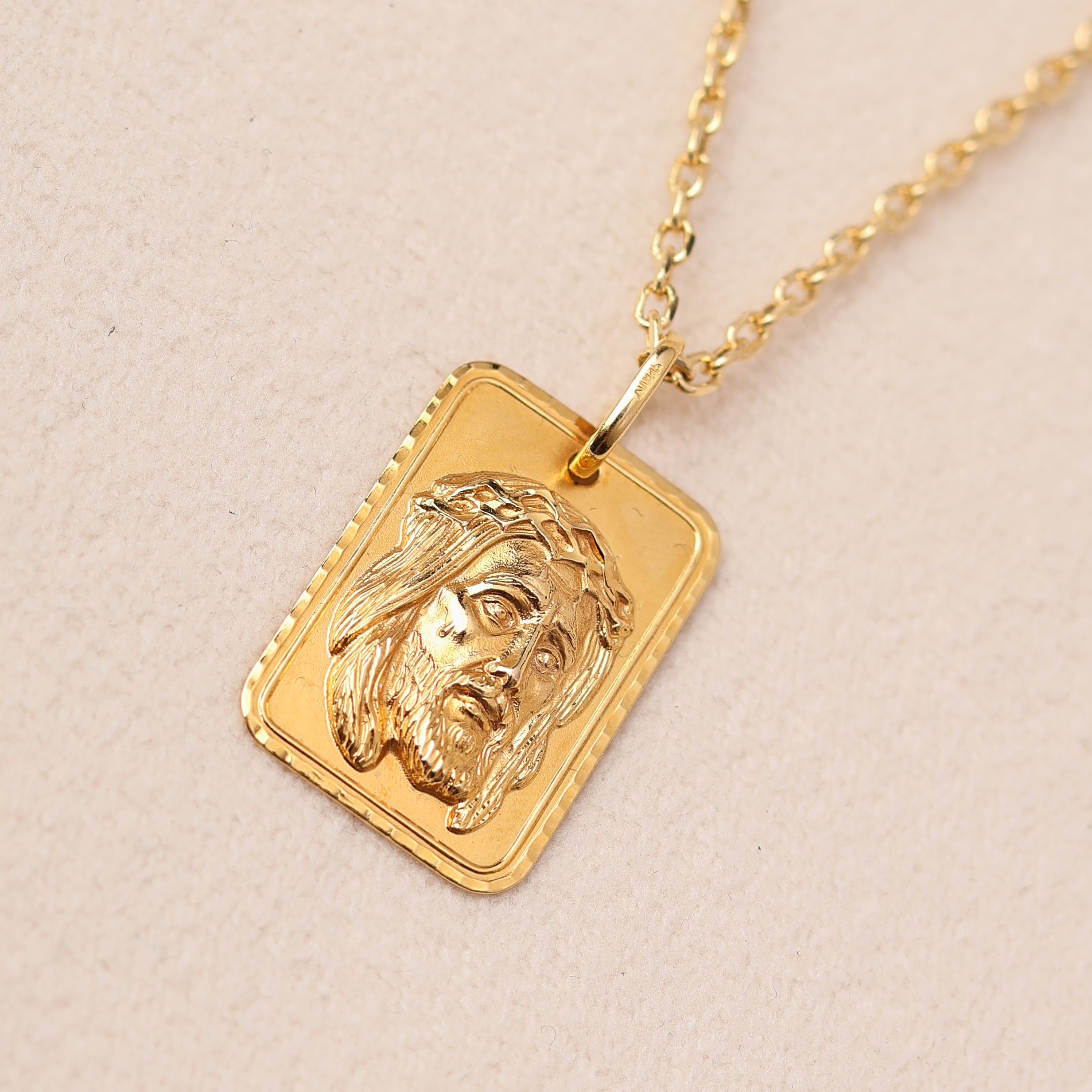 Jesus Portrait Pendant