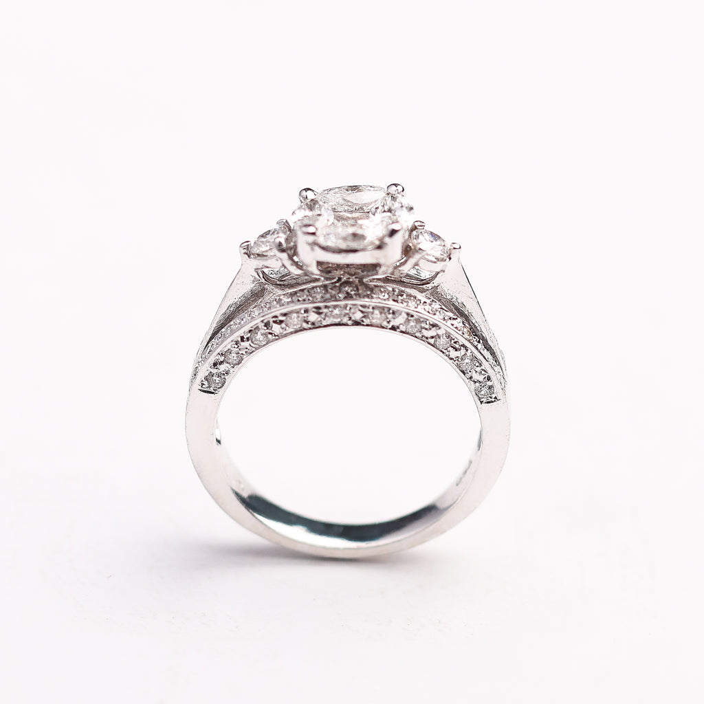 Victoria Split-Shank Ring