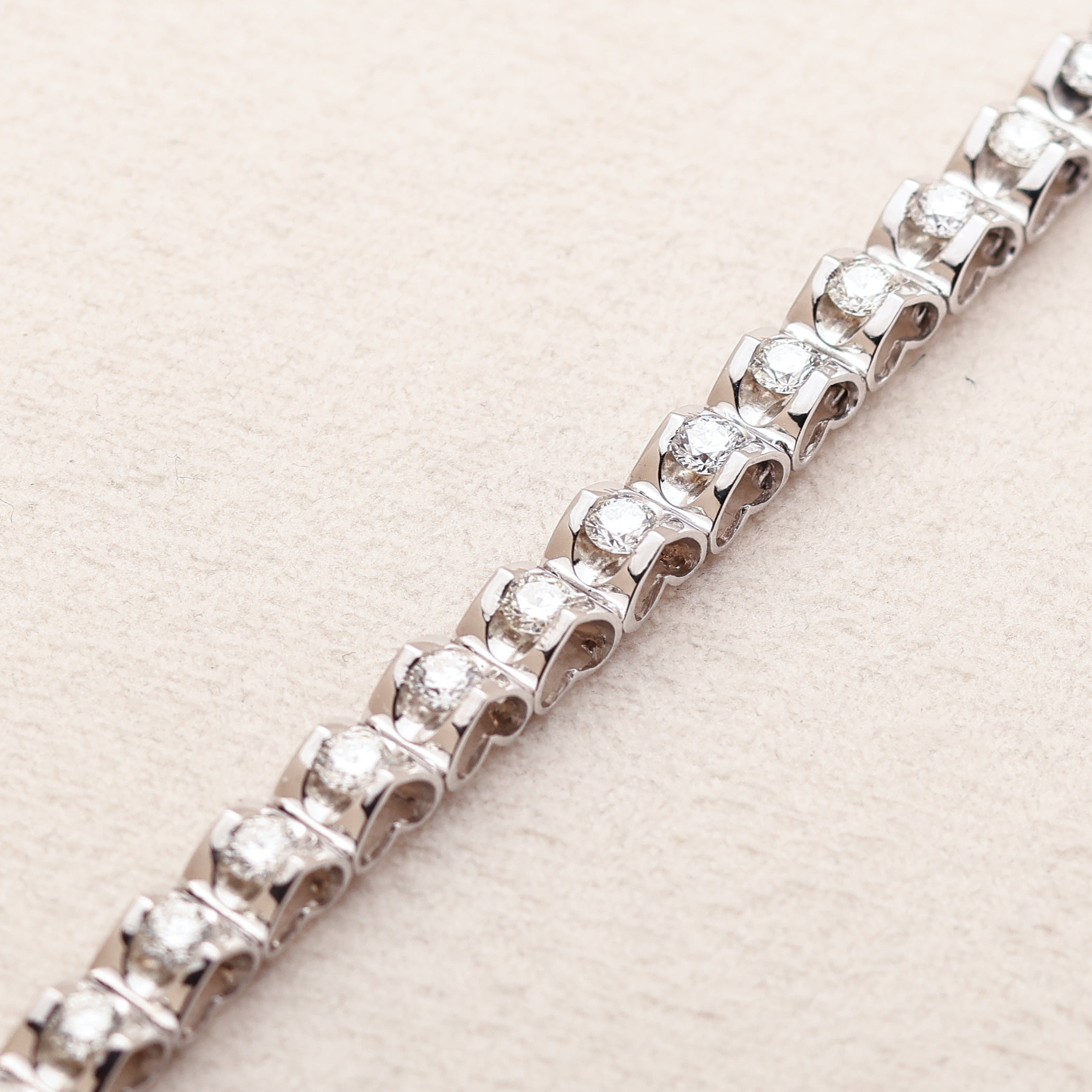 Lorelei Heart Tennis Bracelet