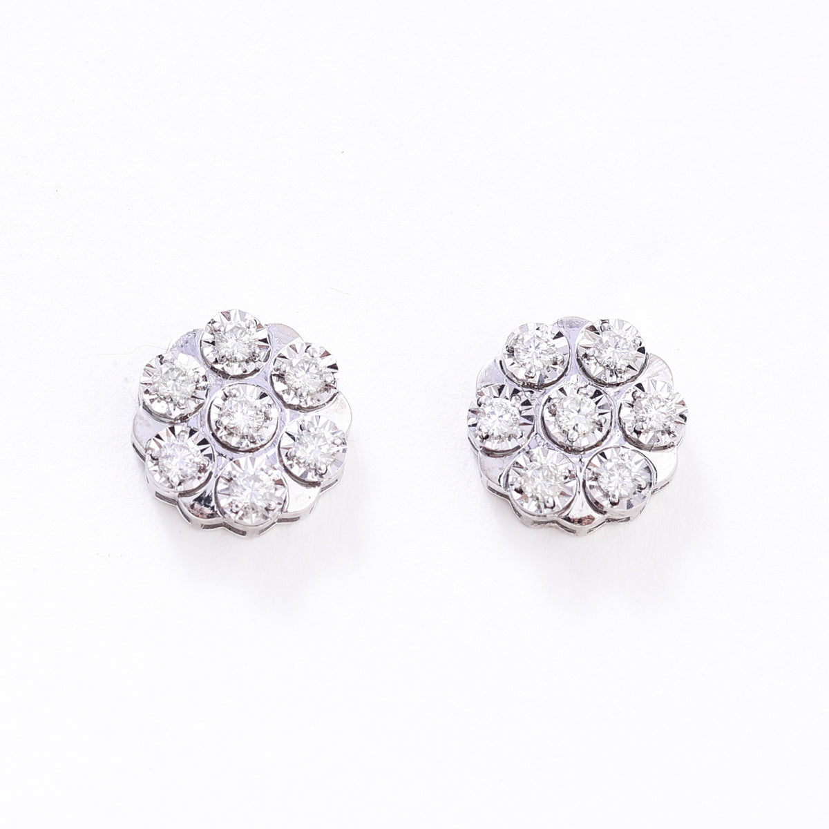 Marguerite Studs