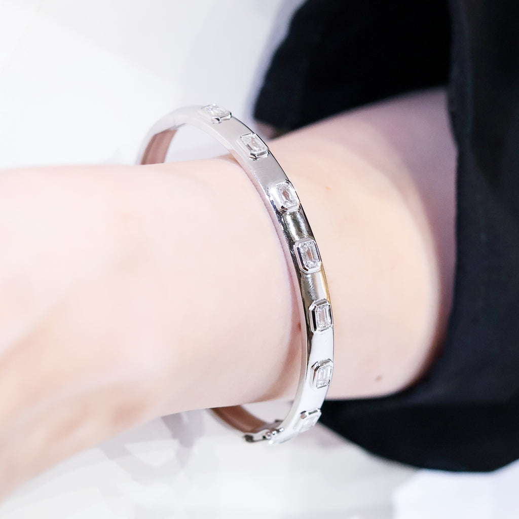 Emerald Cut Diamond Bangle