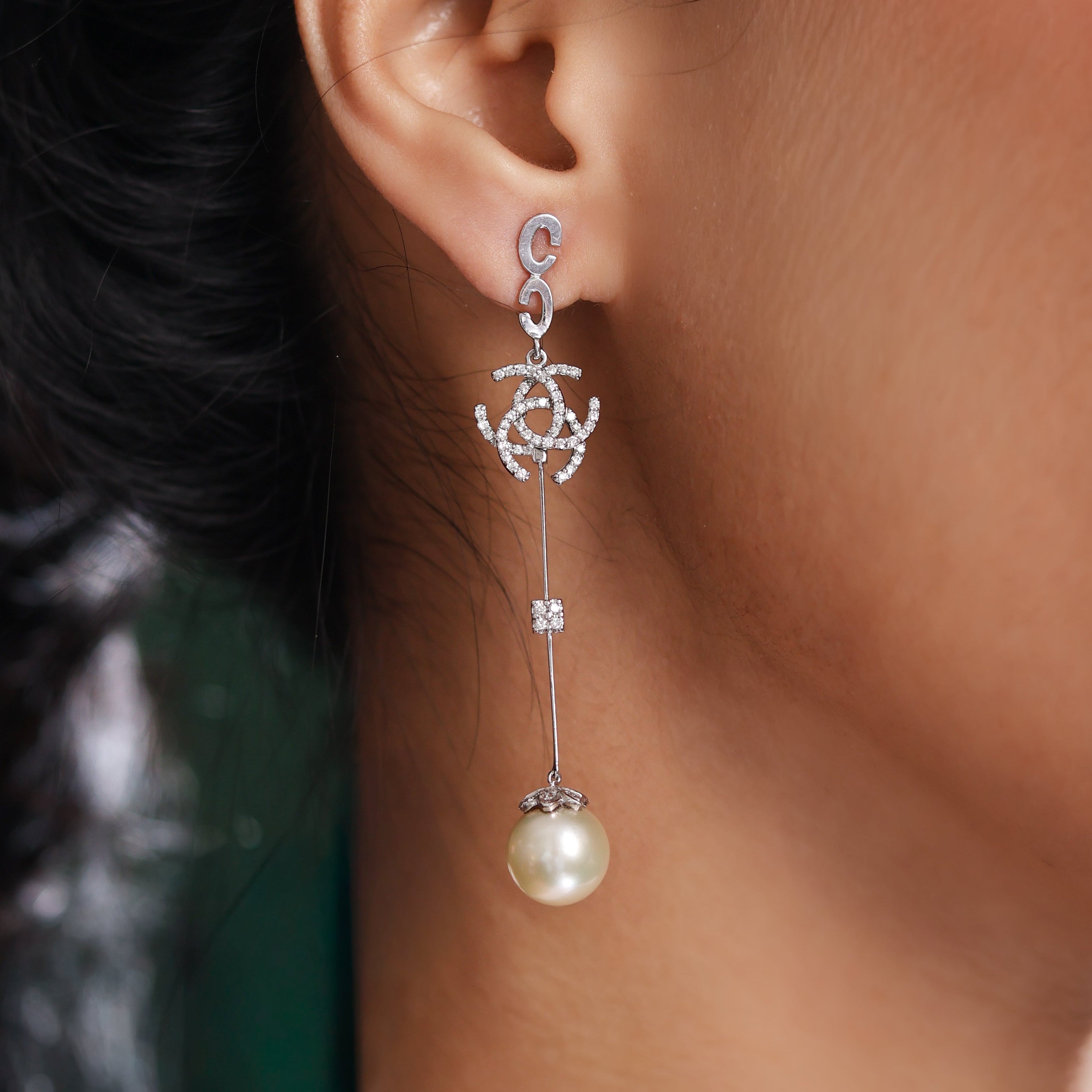 Freya Dangling Earrings