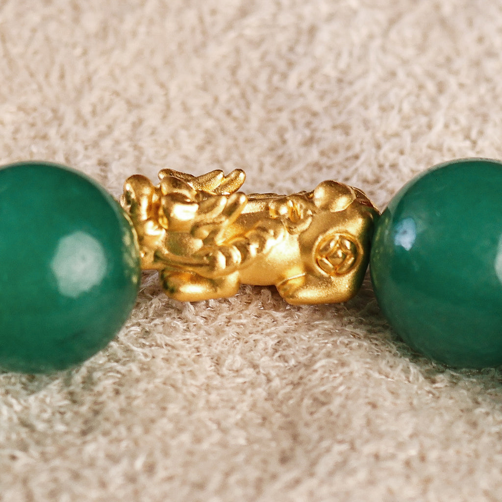 Pi Yao Charm and Green Agate Bracelet