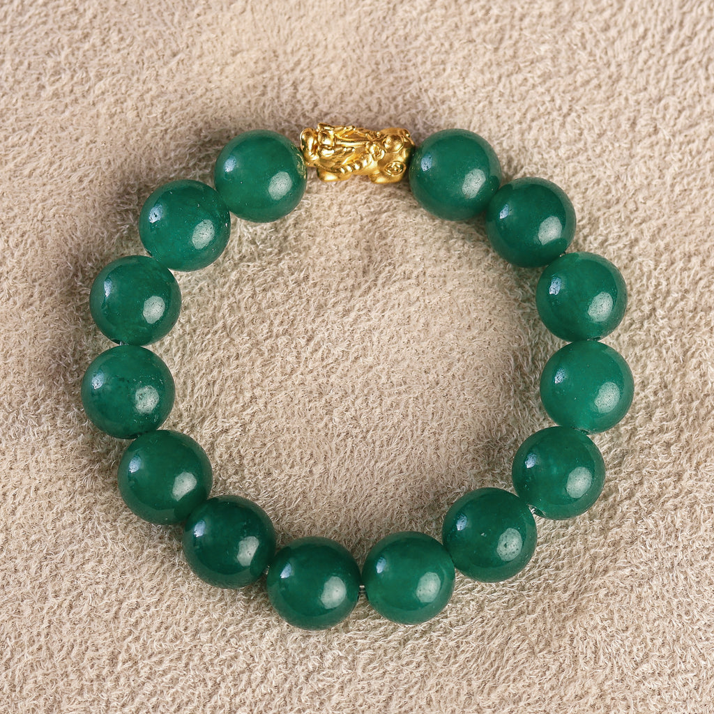 Pi Yao Charm and Green Agate Bracelet