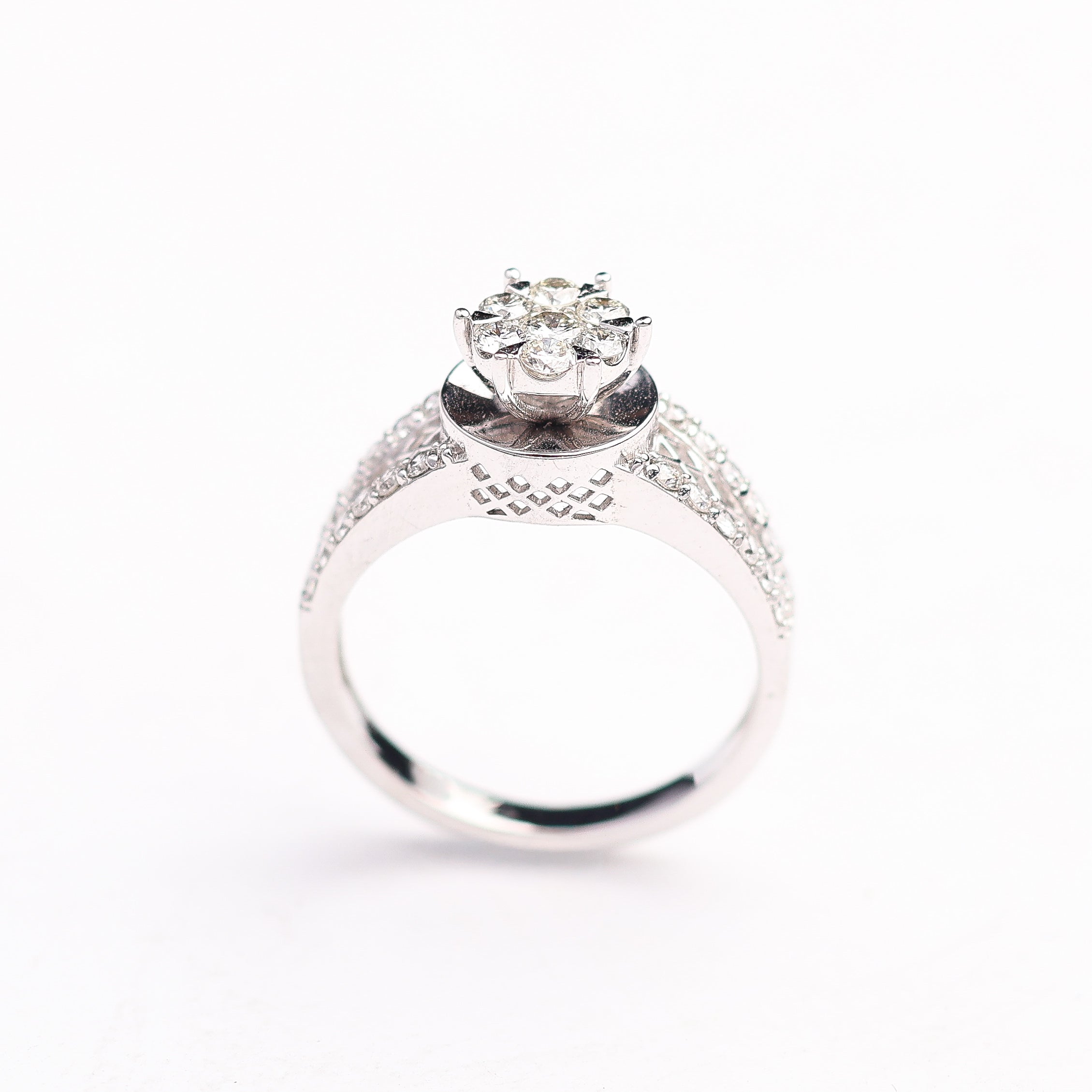 Vintage Diamond Cluster Ring
