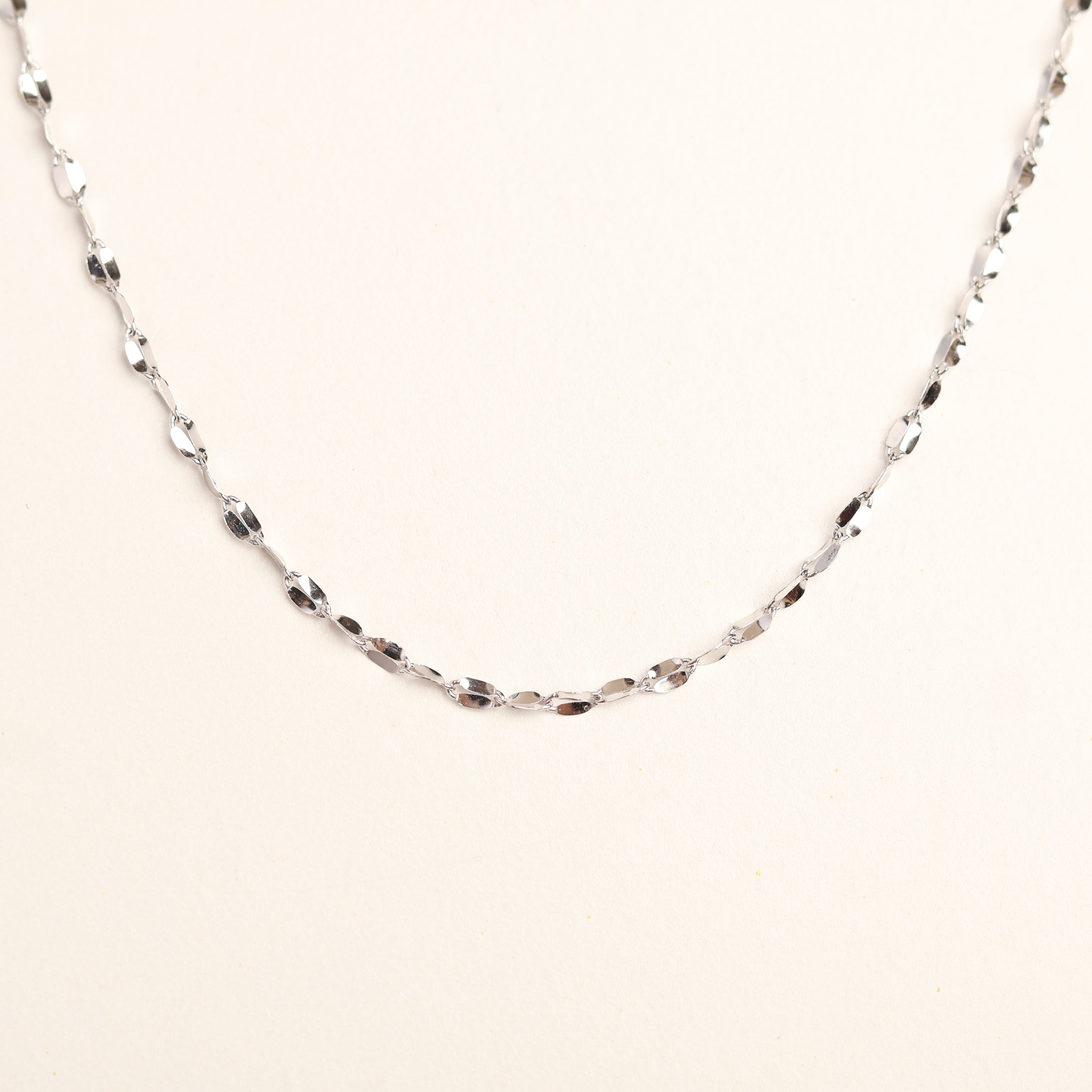 Radiance Facet Chain