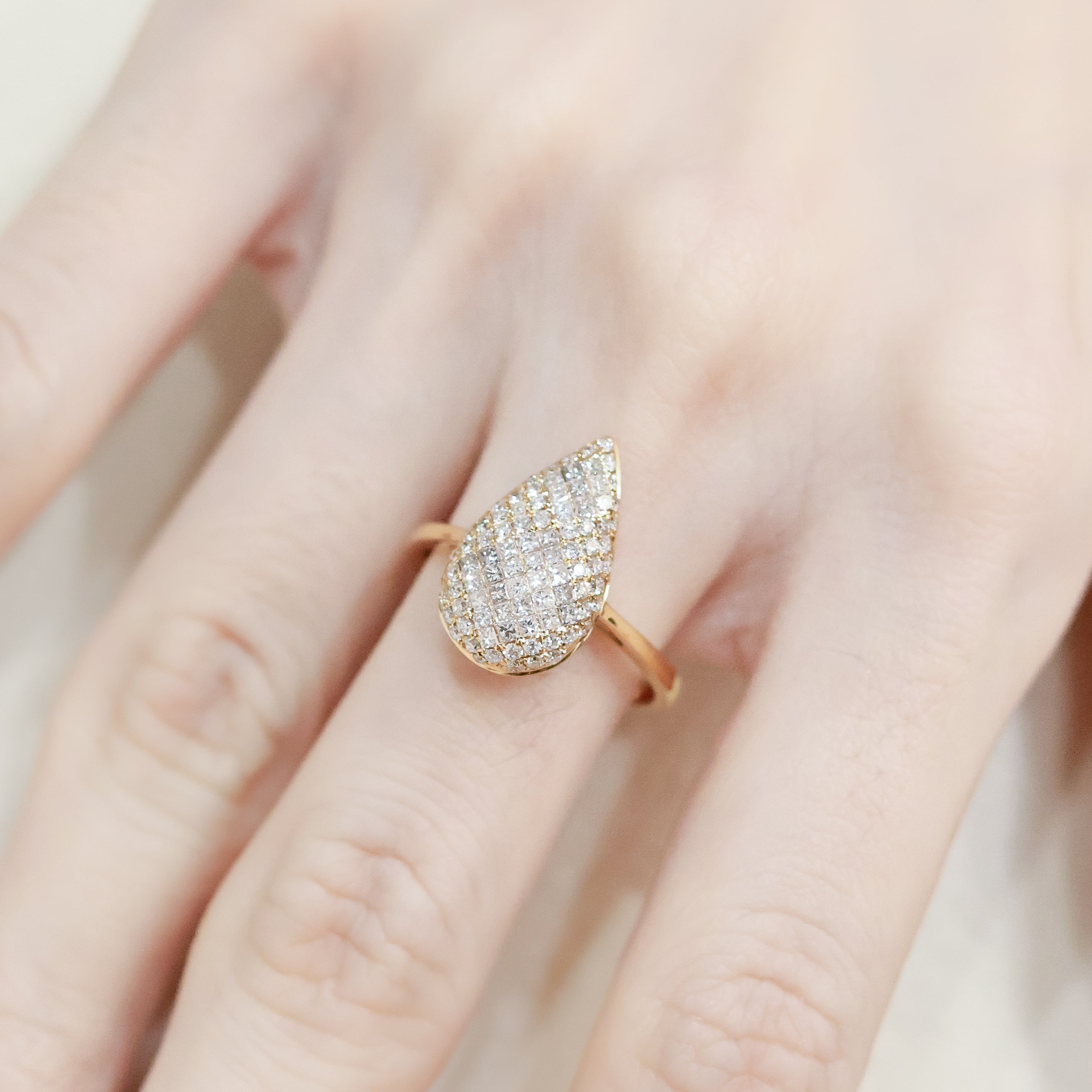 Aurelia ring